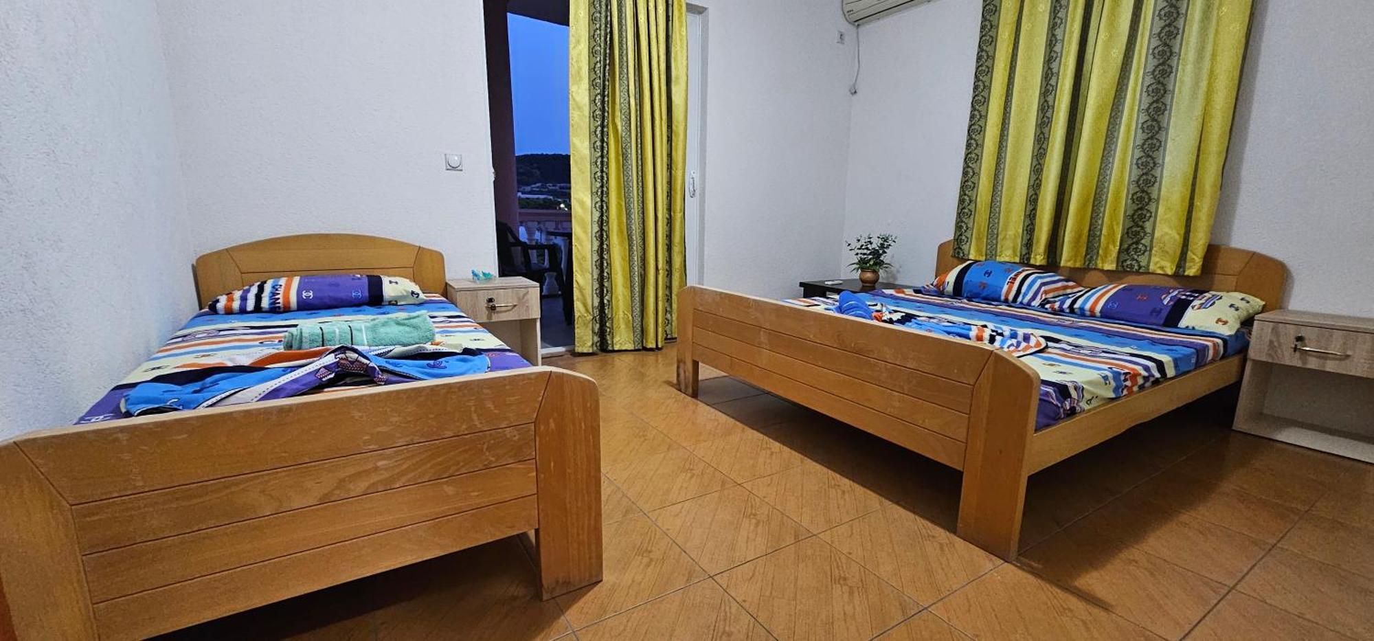 Kurt Apartaments Ulcinj Esterno foto